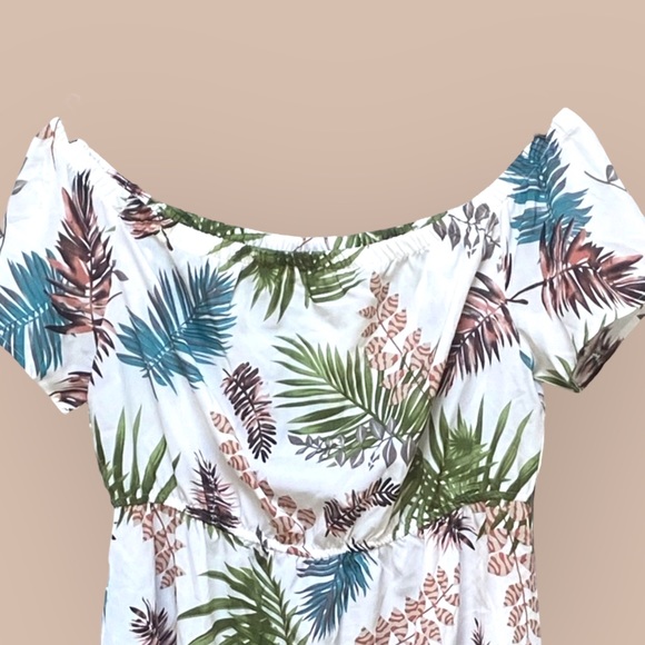 🟢5/$25  SHEIN Dress Leaves - Picture 8 of 12